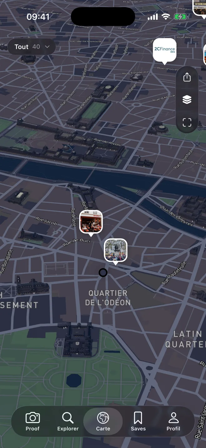 La carte 3D de Proof dans le quartier de l'Odéon, avec des pins photos